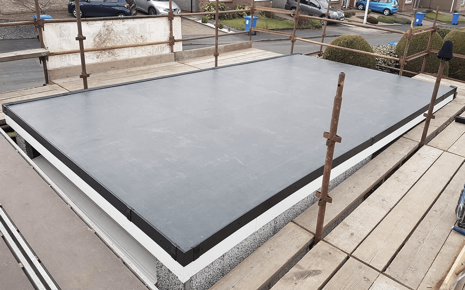 The Local Roofing Team Work