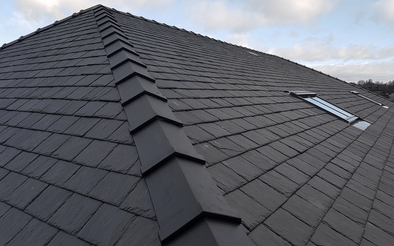 The Local Roofing Team Work